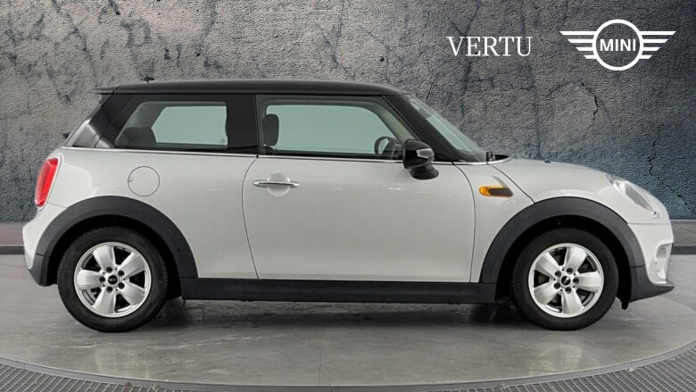 MINI Hatchback 1.5 Cooper 3dr Auto Petrol Hatchback